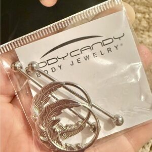 Stainless steel nipple shield falling feather 14g piercing